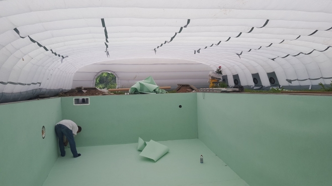 abri piscine gonflable proposé par Poolup Concept 1