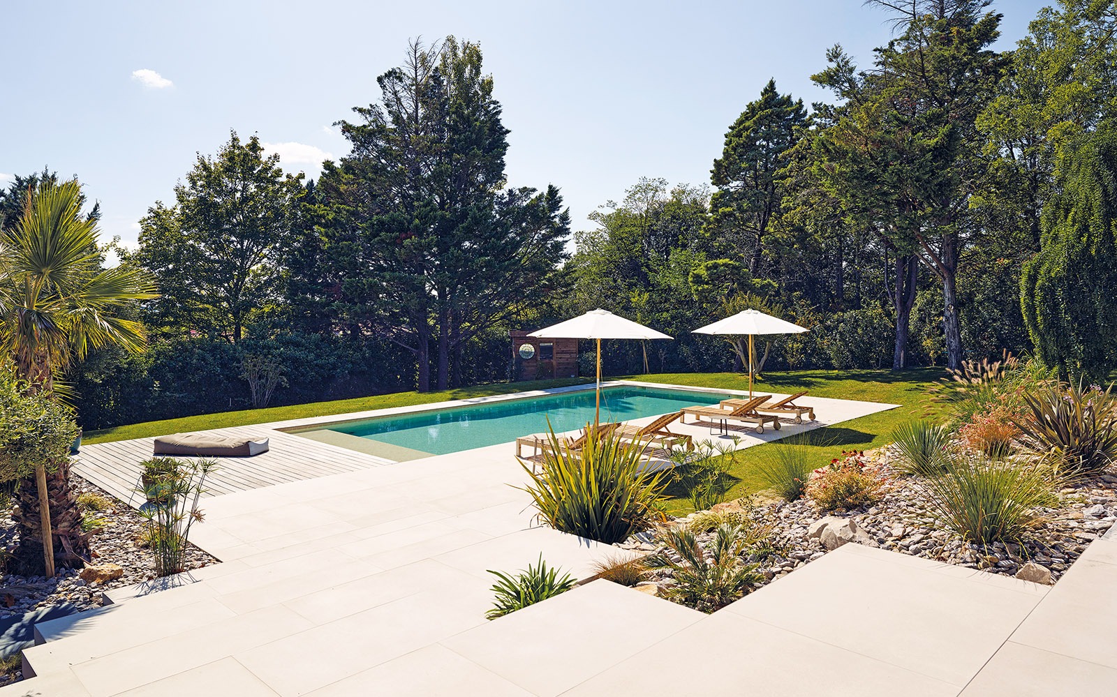 piscine Carré bleu
