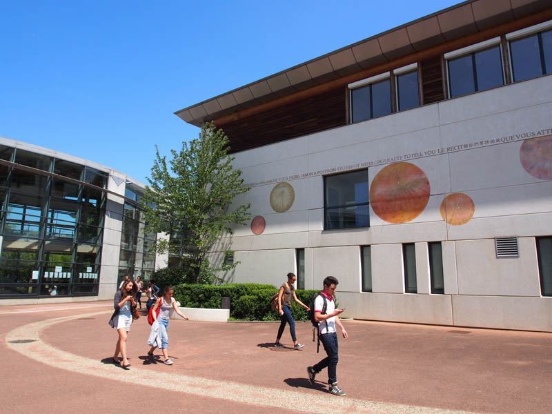 Lycée Robert Doisneau