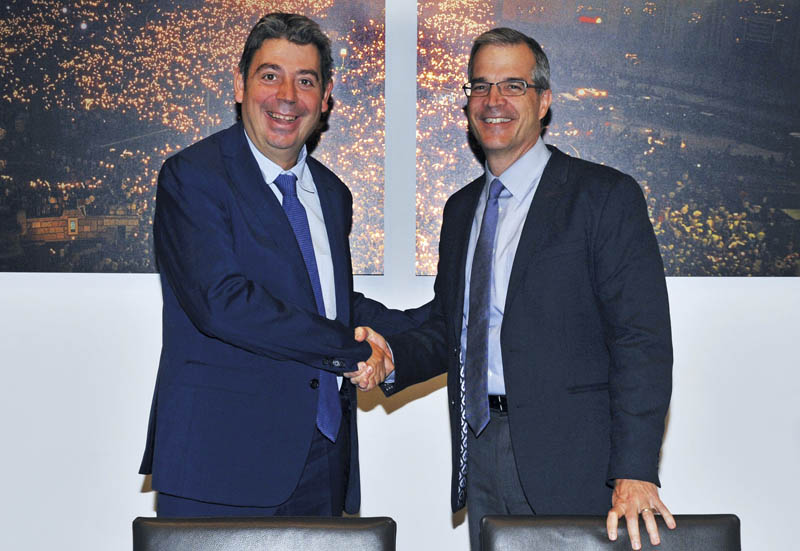 Merger Announcement-Eloi Planes (Fluidra) and Bruce Brooks (Zodiac) (2)