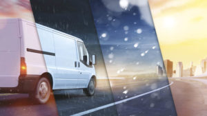 Van von Lieferservice bei Sonne Regen Schnee