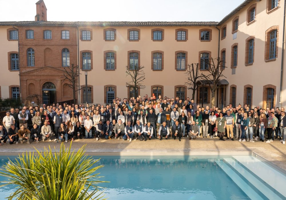 19022025-Photo de groupe Convention Cash Piscines