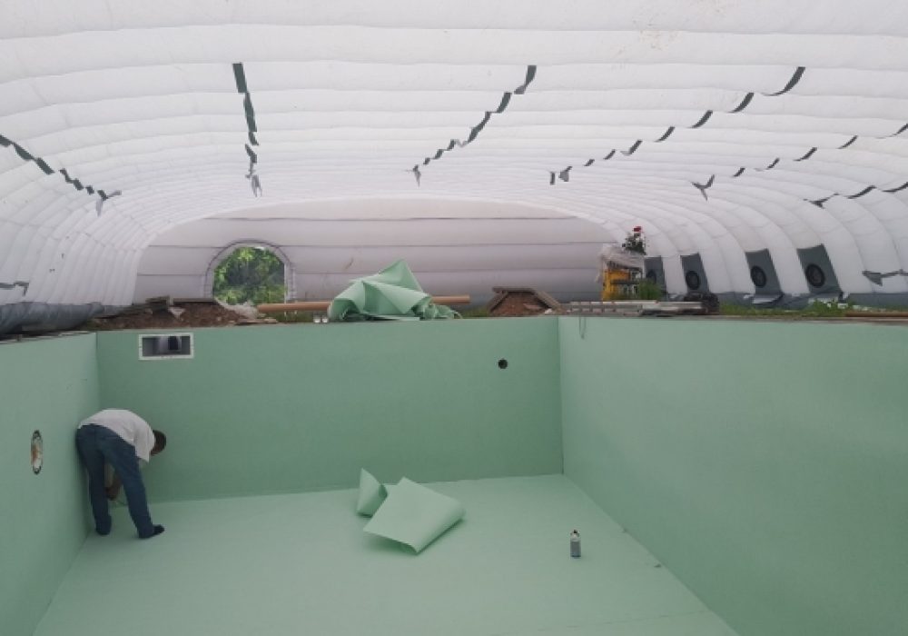 abri de chantier gonflable proposé par Poolup Concept 1