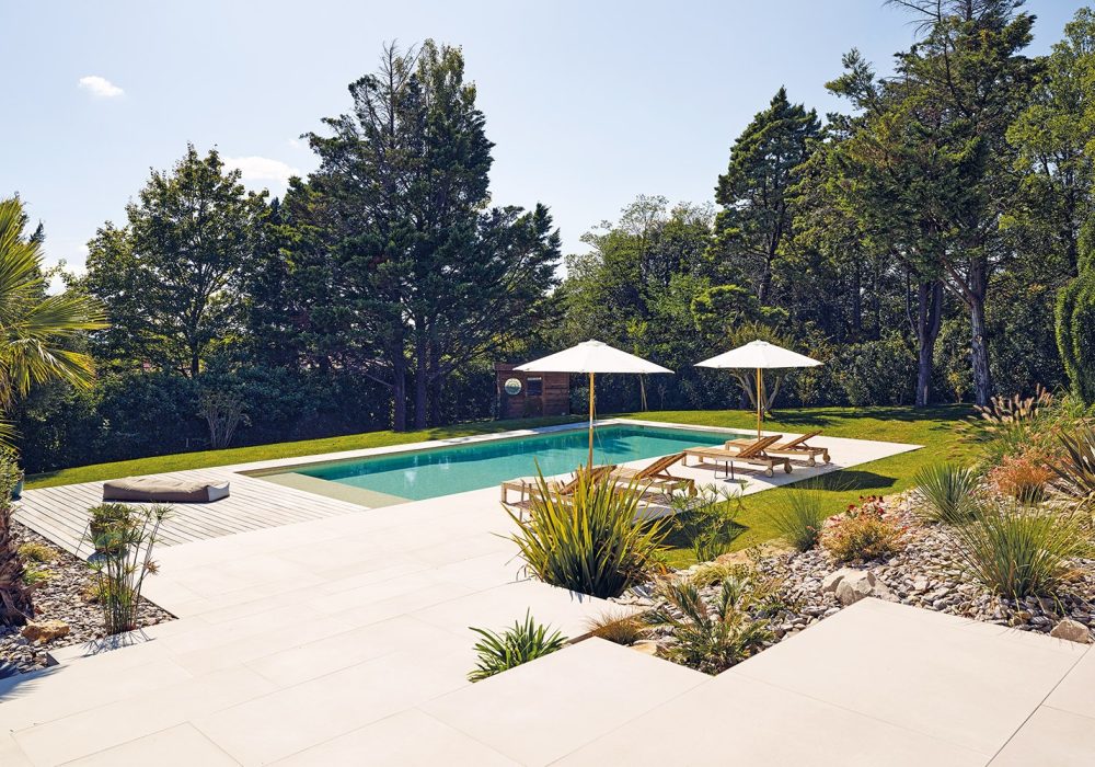 piscine Carré bleu