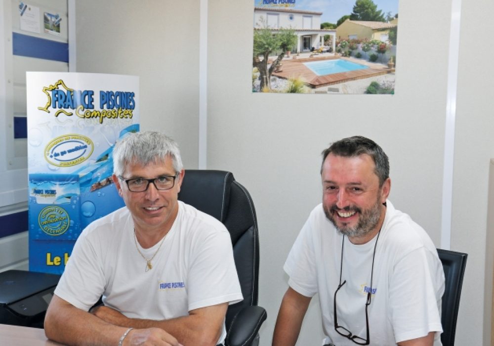 Frédéric Mata et Jean-Pierre Maillet fondateurs et cogérants France Piscines Composites