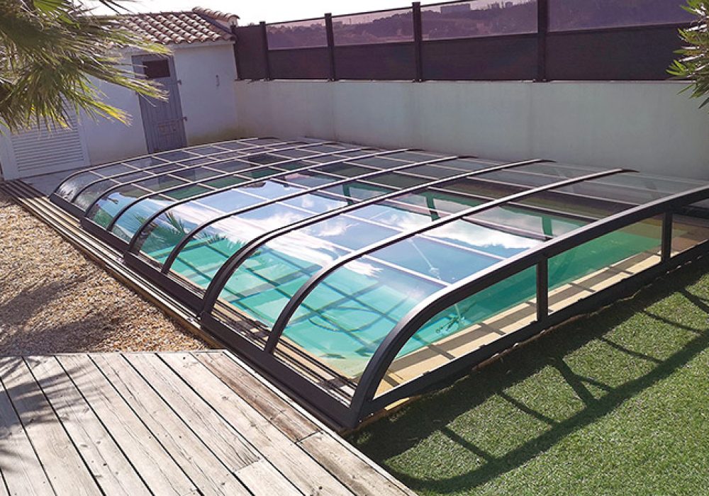 abrinoval-activite-piscine.com