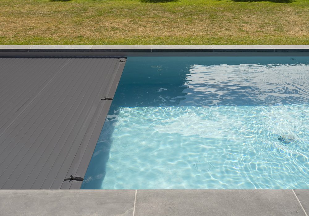 lames_polycarbonate_opaques_gris_anthracite acc