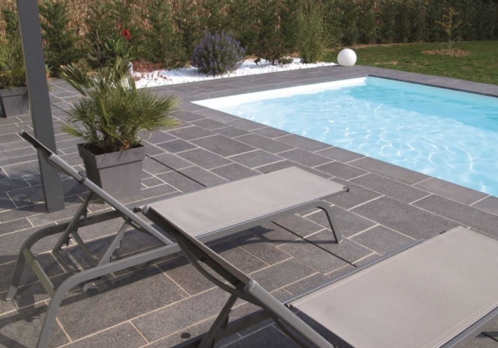 mobilier_de_jardin_en_granit_min