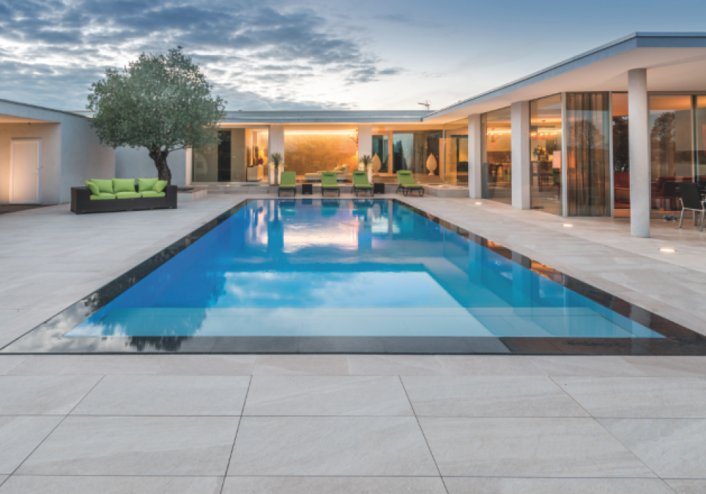 piscine_miroir_carre_bleu
