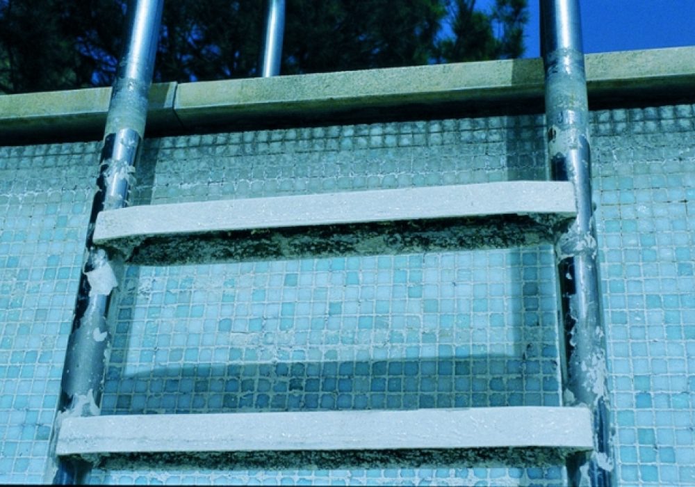 traitement_echelle-piscine