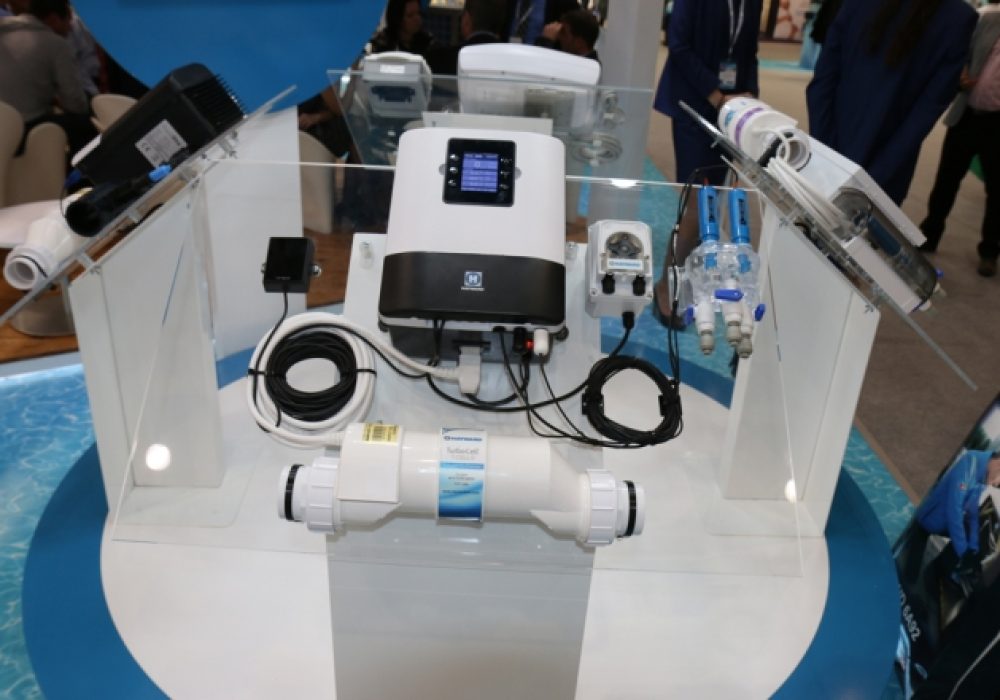électrolyseur régulateur + controle piscine wifi hayward